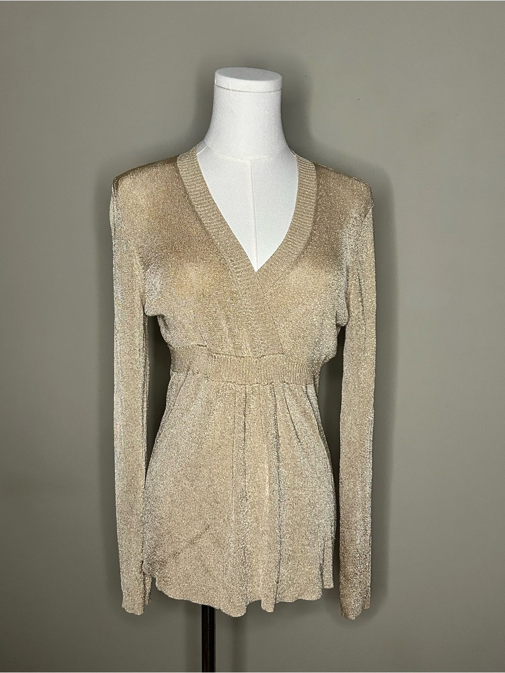 LOFT Gold Shimmer Knit V-Neck Peplum Top Petite Medium